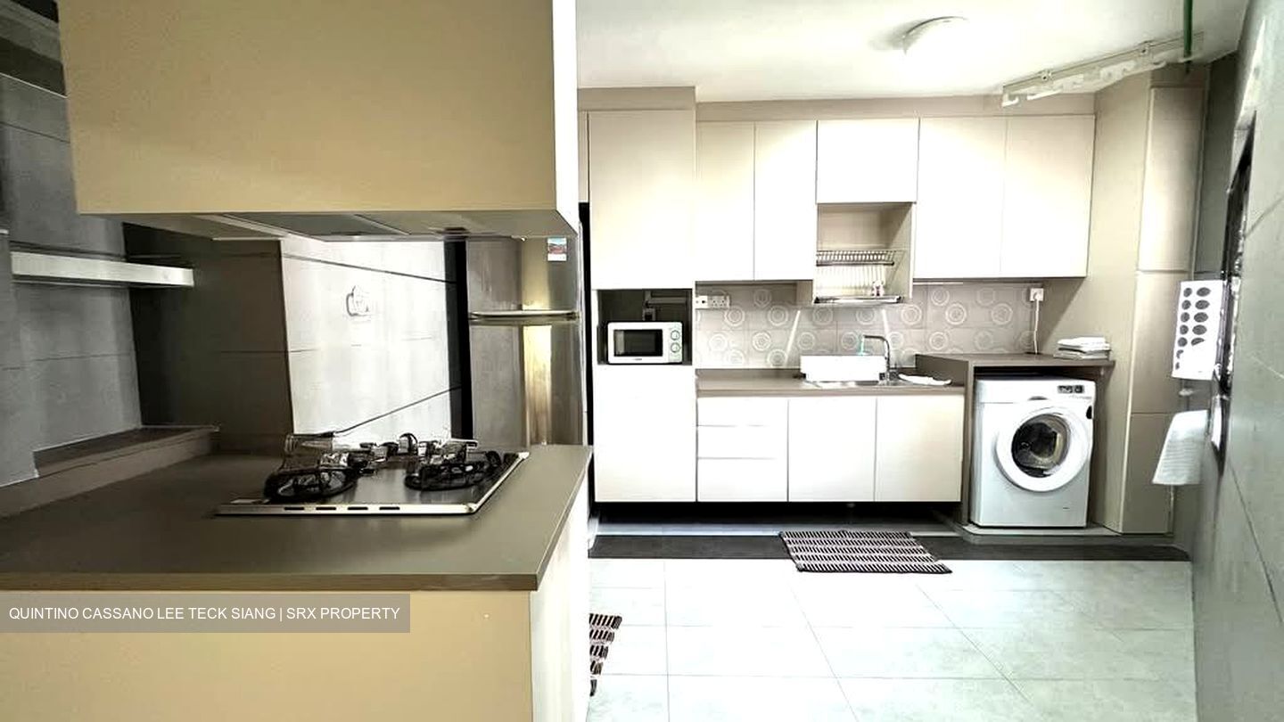 Blk 306B Anchorvale Place (Sengkang), HDB Executive #583997641